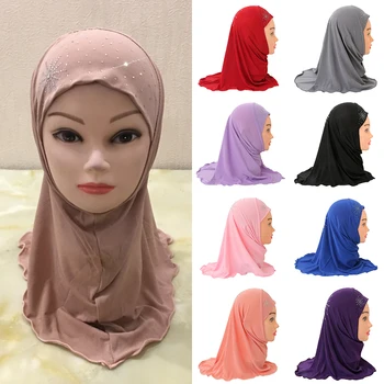 Милый Шарф-хиджаб для мусульманских Девочек со стразами, Исламский Детский Однотонный Тюрбан, Шаль, Эластичная Детская Паранджа для 2-7 лет